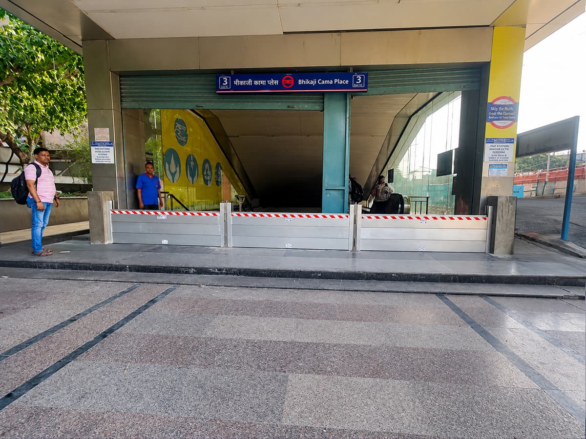 Bhikaji Cama Place Metro Station, Delhi